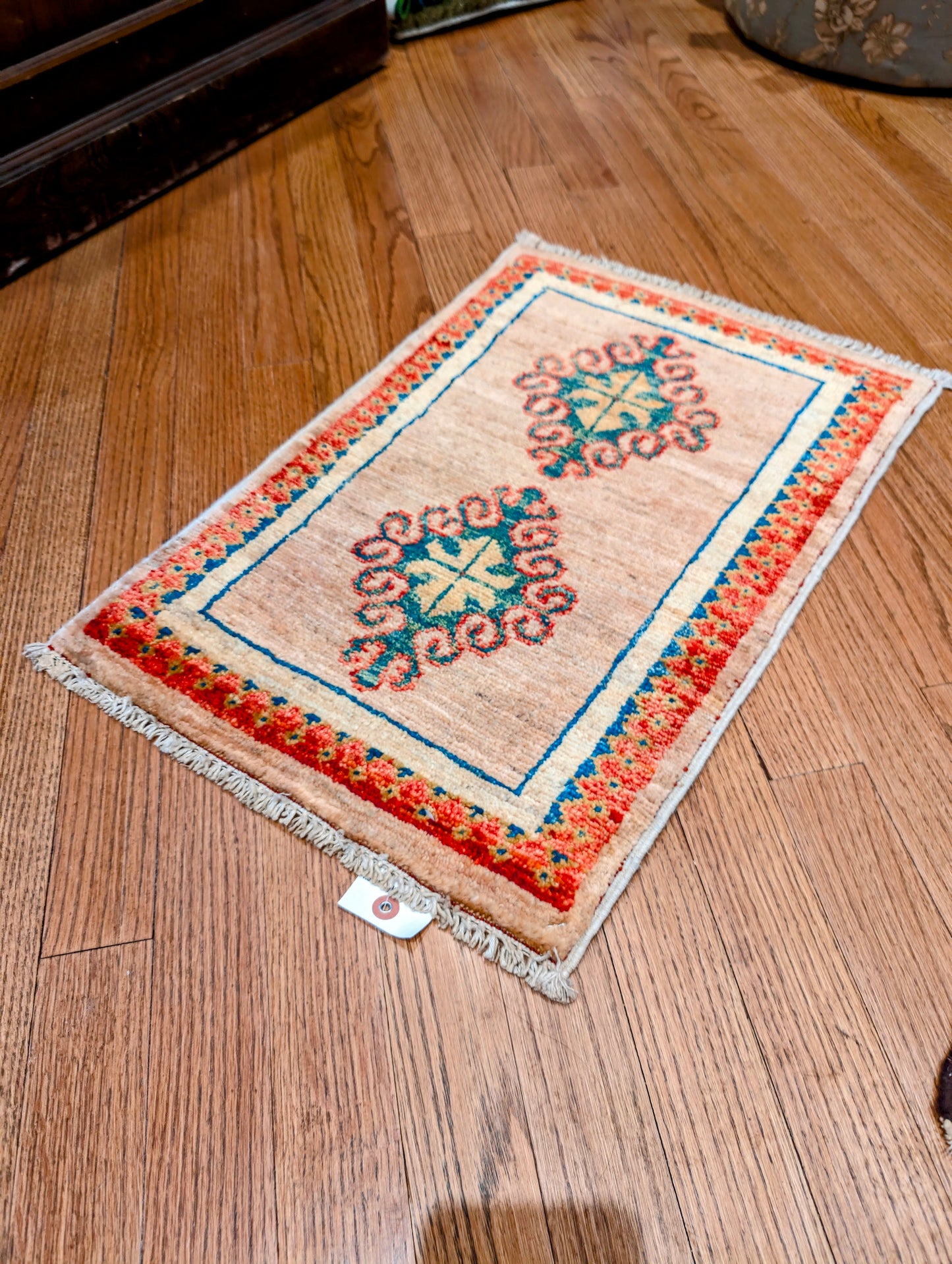 Pakistani Hand-knotted 1x2 Rug