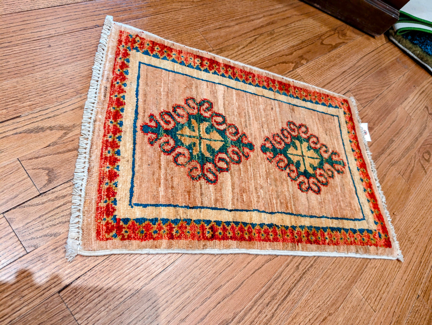 Pakistani Hand-knotted 1x2 Rug