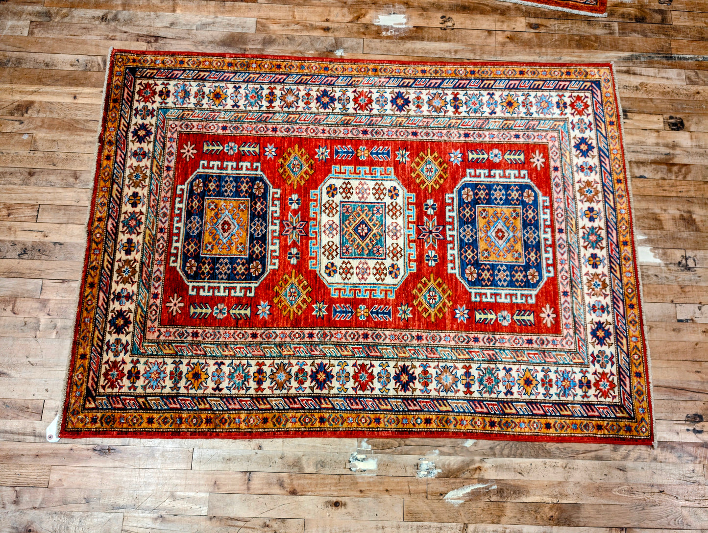 Pakistani Geometric hand-knotted 4x6 Rug