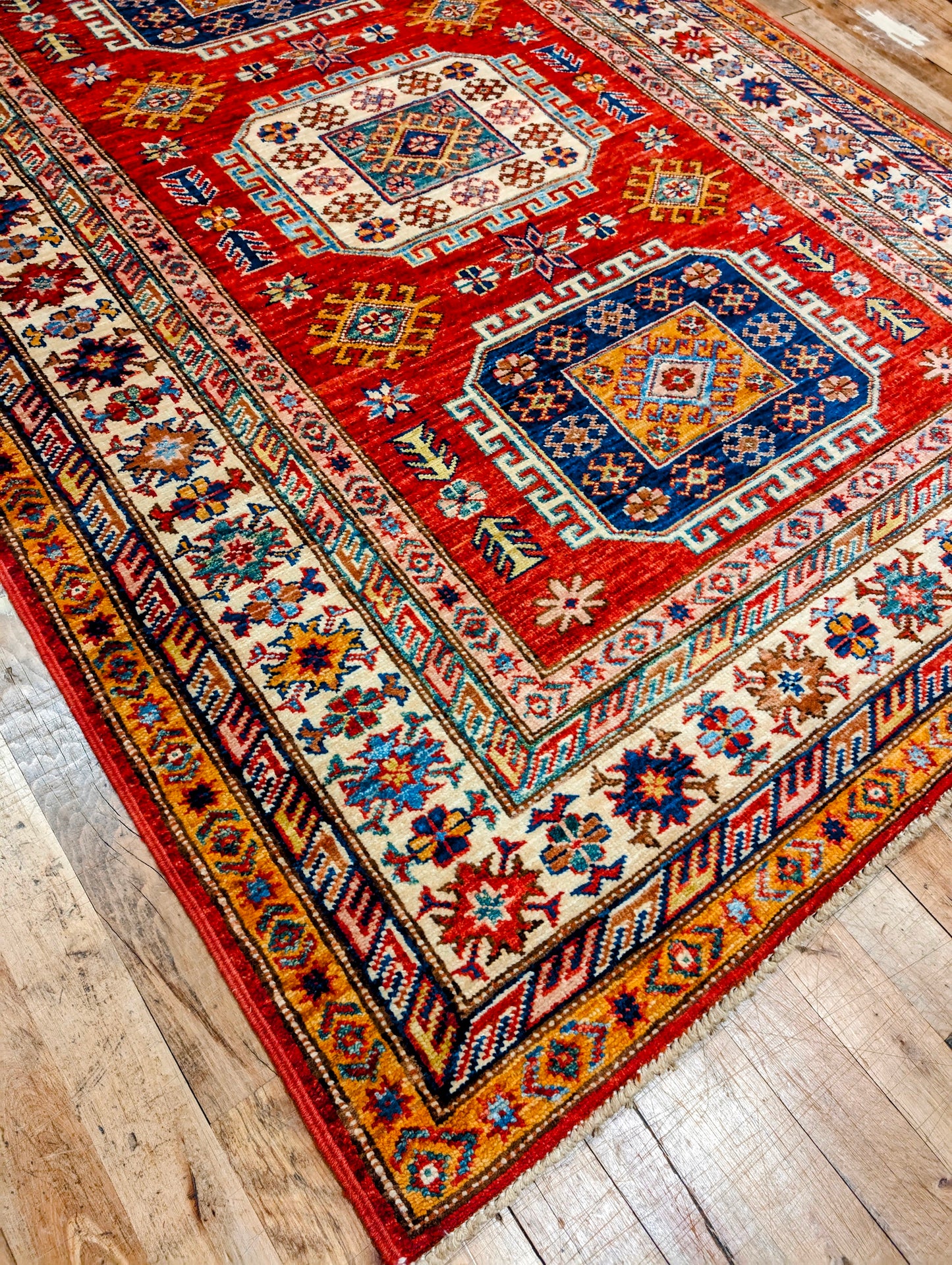 Pakistani Geometric hand-knotted 4x6 Rug