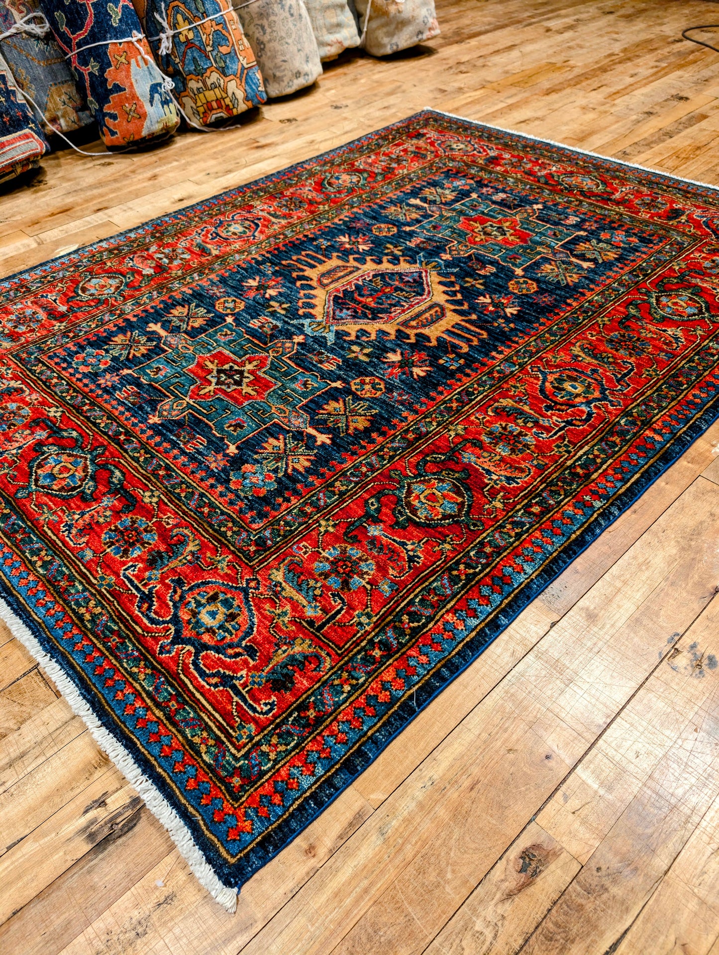 Pakistani Serapi hand-knotted 4x6 Rug