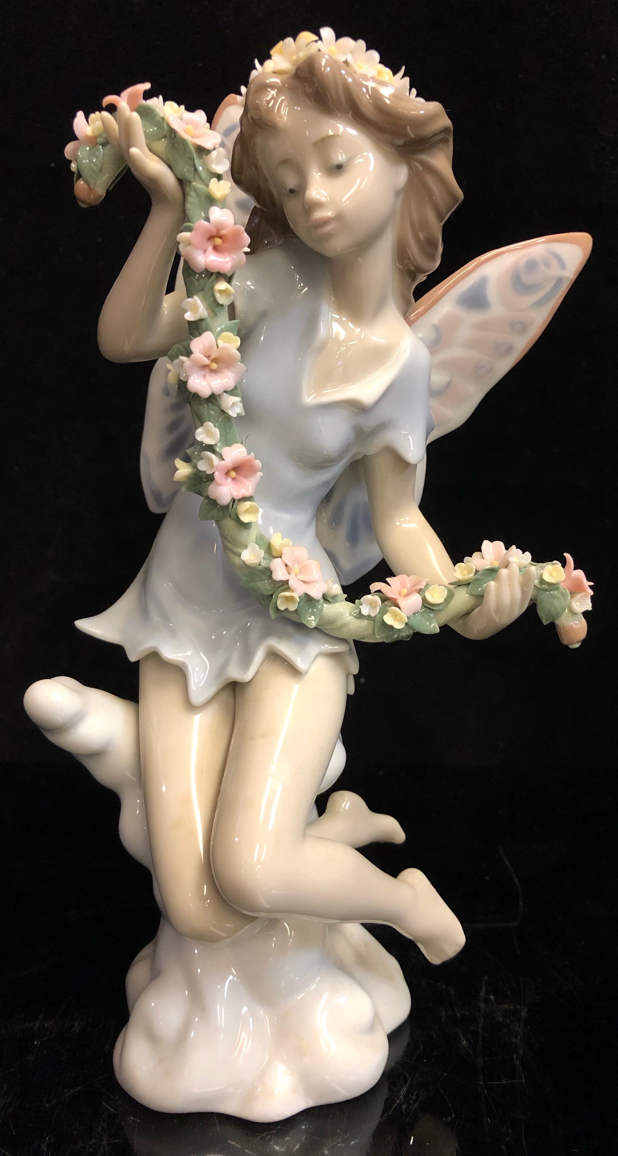 Lladro Fairy Garland – Hannasofblowingrock